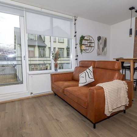 Charming Deluxe Apartment Акурейрі Номер фото
