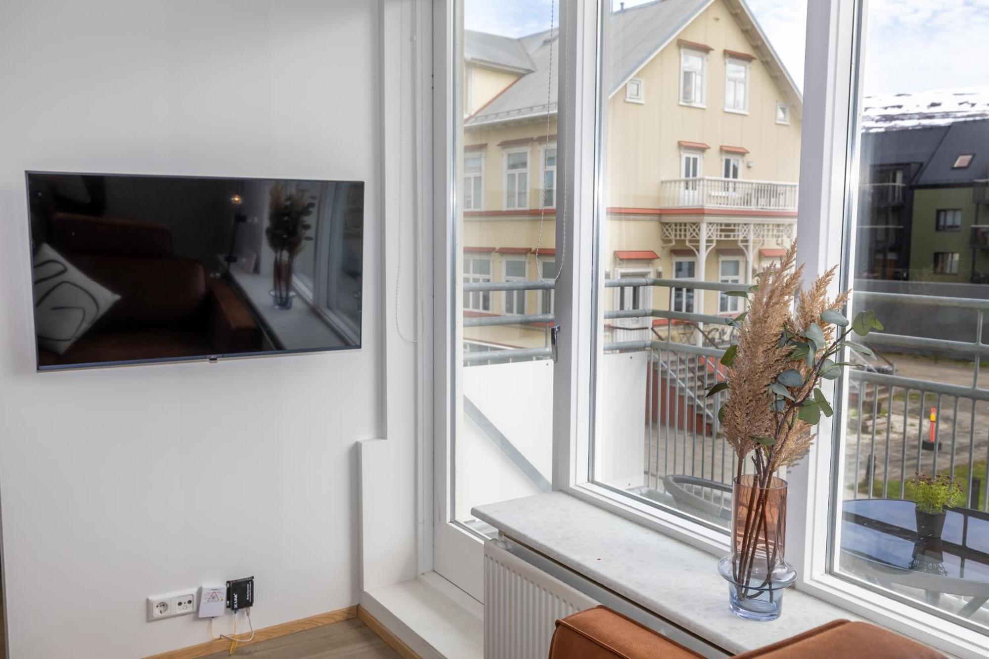 Charming Deluxe Apartment Акурейрі Номер фото