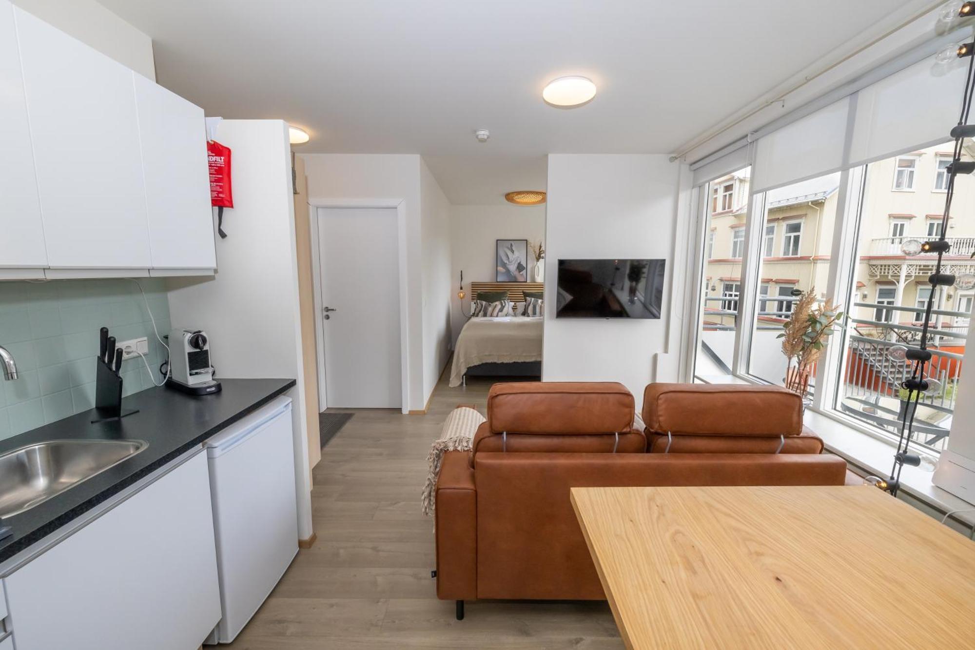 Charming Deluxe Apartment Акурейрі Номер фото