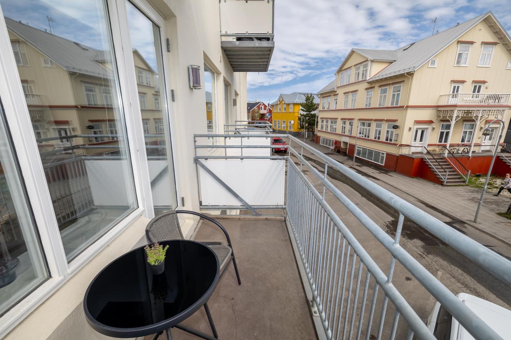 Charming Deluxe Apartment Акурейрі Номер фото